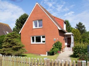 Отель Apartment Haus Julia  Нордерней